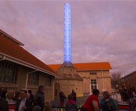 Canberra Glassworks - Attractions Perth 5