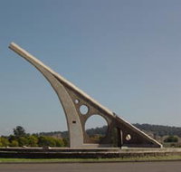 Singleton Sundial - Attractions Perth
