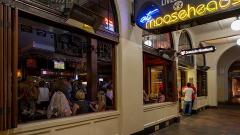 Mooseheads Bar And Nightclub - Attractions Perth 2