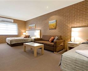 Imperial Hotel - Attractions Perth 2