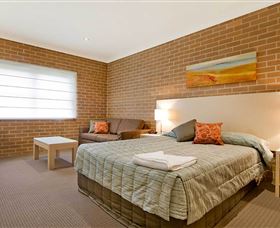 Imperial Hotel - Attractions Perth 3
