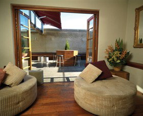 Marlborough Hotel - Attractions Perth 3