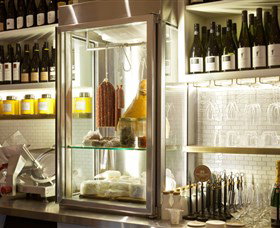East Coast Lounge - Attractions Perth 0