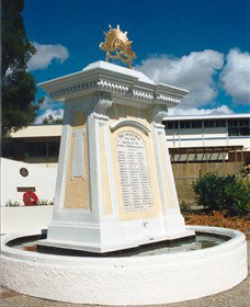 Beenleigh War Memorial - Attractions Perth 1