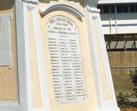 Beenleigh War Memorial - Attractions Perth 2