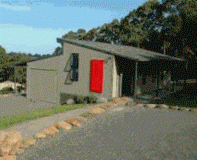 Brooke Clunie - Red Door Studio - Attractions Perth 1