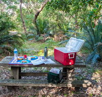 Broadwater Beach picnic area - Attractions Perth