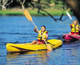 Lake Ainsworth - Attractions Perth 0