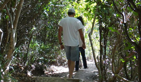 Three Sisters Walking Track - Attractions Perth 0