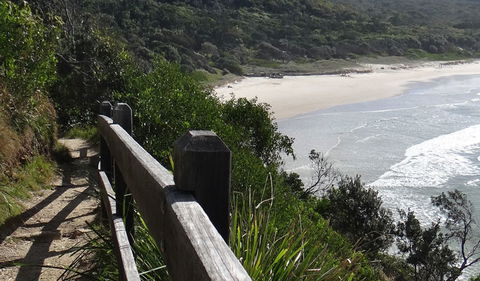 Three Sisters Walking Track - Attractions Perth 1