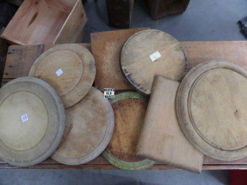 Heaths Old Wares, Collectables & Industrial Antiques - Attractions Perth 11
