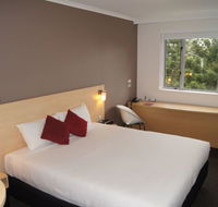 Ibis Sydney Olympic Park - Attractions Perth
