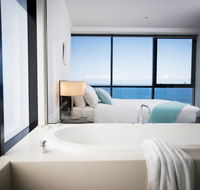 Mantra Circle On Cavill - Attractions Perth