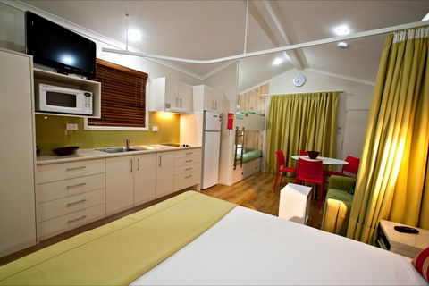 BIG4 Adventure Whitsunday Resort - Attractions Perth 3