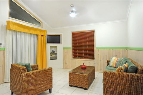 BIG4 Adventure Whitsunday Resort - Attractions Perth 9