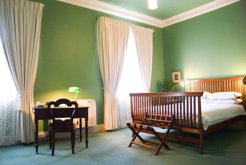Imperial Fine Accommodation - Attractions Perth 1