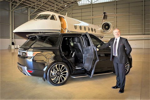 Chauffeured Airport Transfer By Luxury Vehicle - Attractions Perth 2