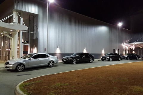 Perth Airport Transfer By Private Chauffeur: Airport To Perth CBD Hotel - Attractions Perth 3