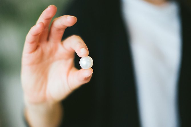 Live Pearl Harvest Experience - Perth Perth