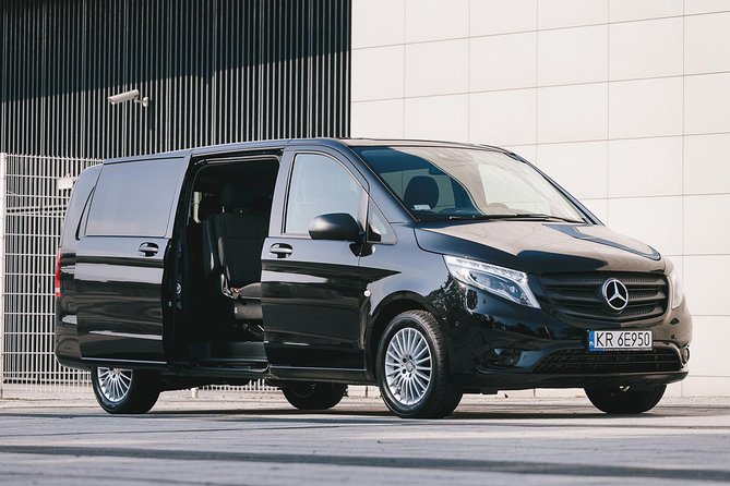 Private Departure Transfer from Perth City to Perth Int Airport Perth