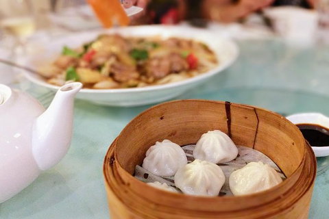 Perth Walking Tour: Taste Of Asia Adventure - Attractions Perth 1