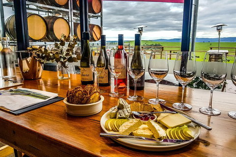 WEEKEND LOVERS Yarra Valley Wine Tour Departing From Melbourne - Weekends Only - Attractions Perth 0