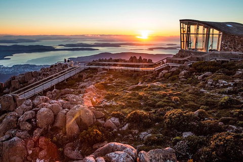 Shore Excursion: Five Of Hobart's Best In One Day - Attractions Perth 0