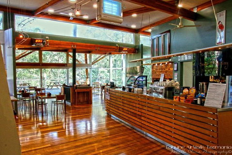 Small-group DayTour From Hobart: Hastings Caves, Huon Valley And Tahune AirWalk - Attractions Perth 15