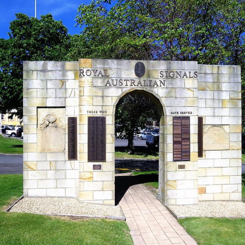 Hobart Half-Day Sightseeing Coach Tram Tour - Attractions Perth 11