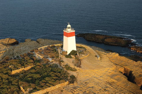 Hobart Sightseeing Cruise Including Iron Pot Lighthouse - Attractions Perth 5