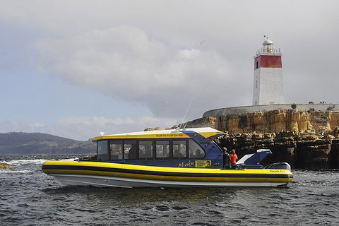 Hobart Sightseeing Cruise Including Iron Pot Lighthouse - Attractions Perth 7