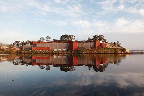 Hobart City Sightseeing Tour Including MONA Admission - Attractions Perth 4