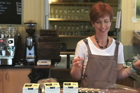Barossa Valley Via Hahndorf ( Historical German Village ) Inc Maggie Beers Farm - Attractions Perth 5