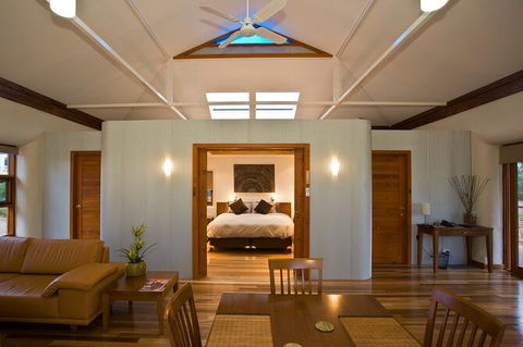 Lake Eyre And Flinders Ranges 4 Day Small Group 4WD Eco Safari - Attractions Perth 10