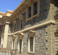 Around the Square Adelaide Walking Tour