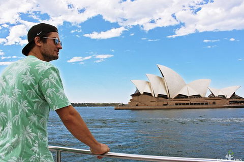 Sydney Harbour Hop-on Hop-off Cruise - Attractions Perth 24