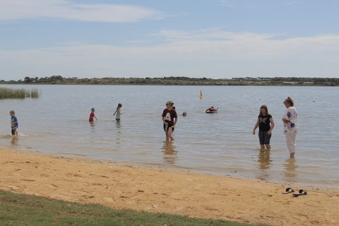Bristow Smith Reserve Nature Playspace - Attractions Perth 1