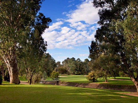 Commercial Golf Course - Attractions Perth 0
