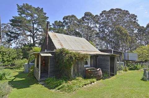 Davidson Whaling Station Historic Site - Attractions Perth 0