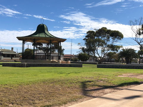 Davies Square, Wallaroo - Attractions Perth 1