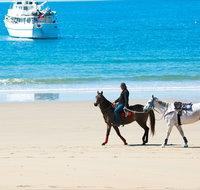 Mackay Harbour Beach - Attractions Perth
