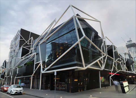 Melbourne Theatre Company - Attractions Perth 0
