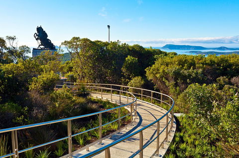 Padre White Lookout - Attractions Perth 0