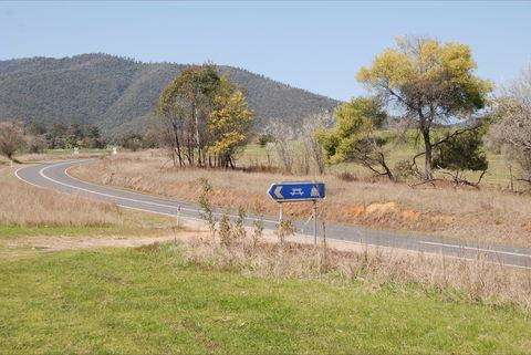 Banimboola Creek Rest Area - Attractions Perth 1