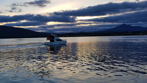 Peninsula Cruising - Attractions Perth 0