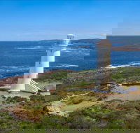 Point Stephens Lighthouse and Fingal Island - Attractions Perth