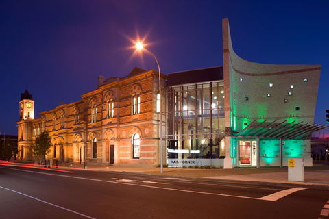 The Riddoch & Main Corner Complex - Attractions Perth 0