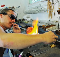 Alan Ussher Glassblowing Studio - Attractions Perth