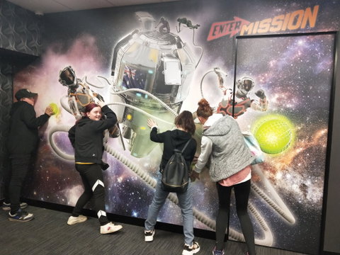 Entermission Melbourne - Team Based Virtual Reality Escape Rooms - Attractions Perth 1