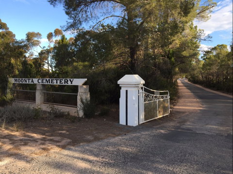 Moonta Cemetery - Attractions Perth 0